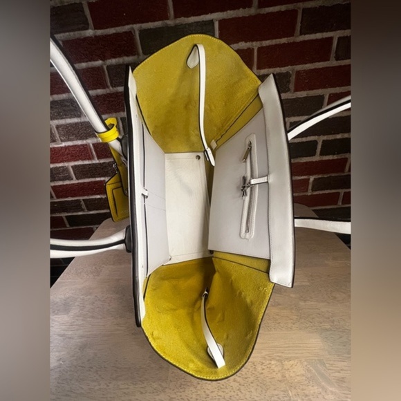 RARE HENRI BENDEL Rivington XL Tote Yellow & White - Picture 11 of 16